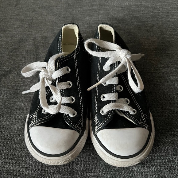 Converse Other - Converse Kids Black and White Sneakers size 7